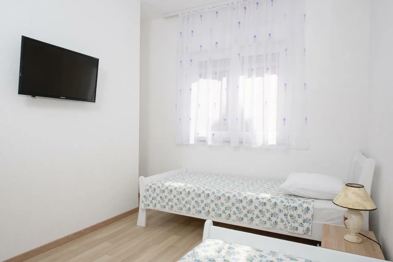 Apartamento Seaside Kaštela 0*,